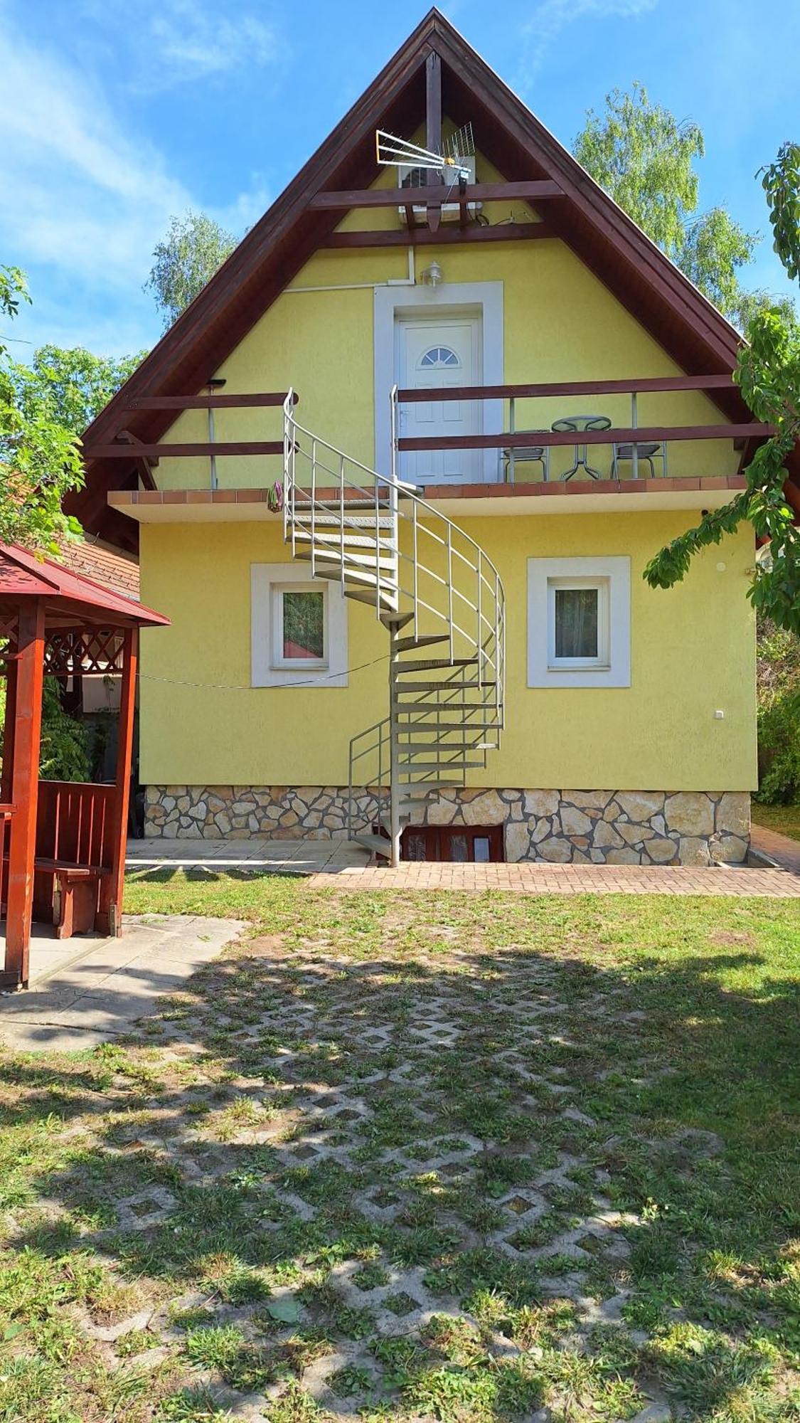 Vadásztanya Apartman *